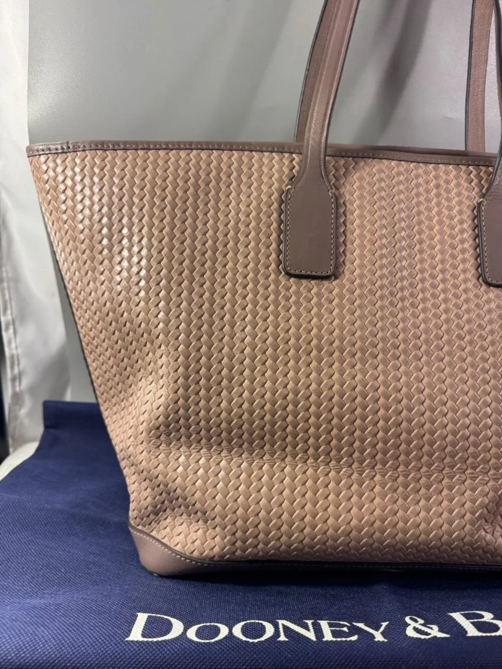Dooney & Bourke brand dooney